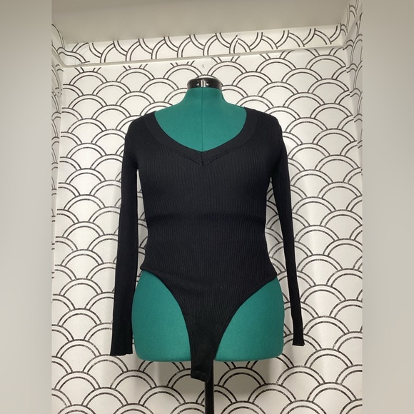 Missguided Black Long Sleeve Bodysuit – Size 2 - Picture 6 of 9